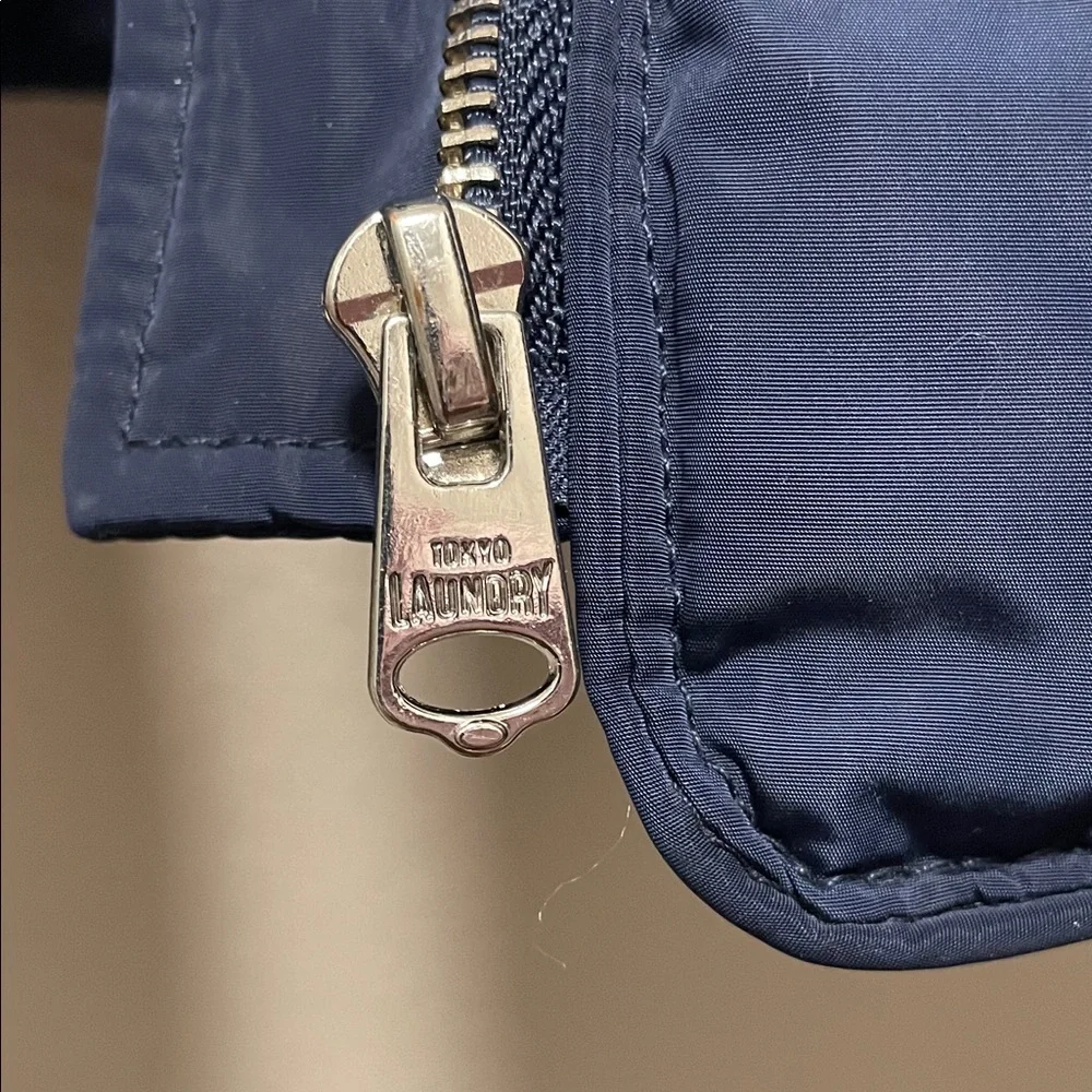 HONEY FUNNEL NECK QUILTED JACKET IN MAZARINE BLUE - TOKYO LAUNDRY - Picture 10 of 11